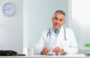 בחירת רופא לביצוע בדיקת סקירת מערכות